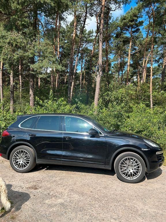 Gebraucht Porsche Cayenne 241 PS (177 kW) 2010 Schwarz SUV