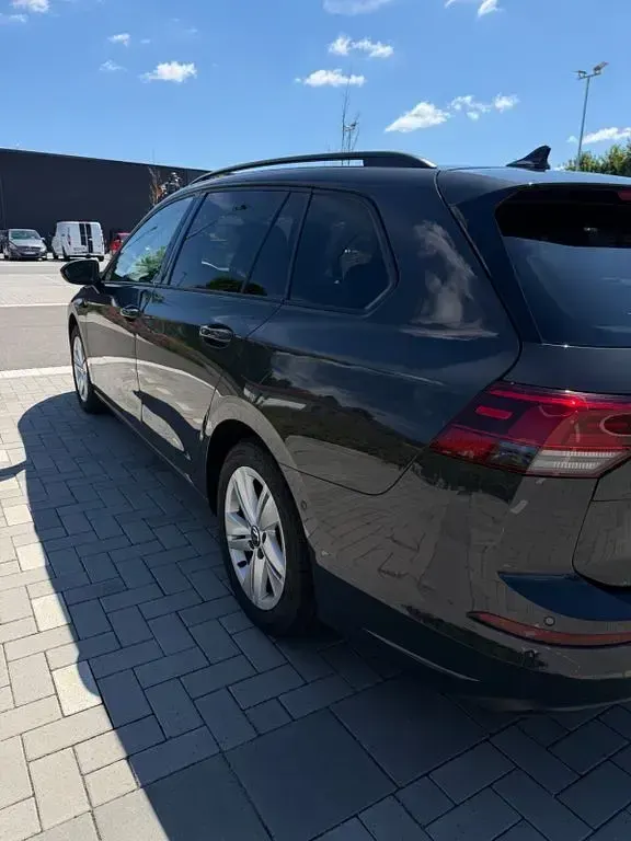 Gebraucht VW Golf VII Life 150 PS (110 kW) 2021 Grau Kleinwagen