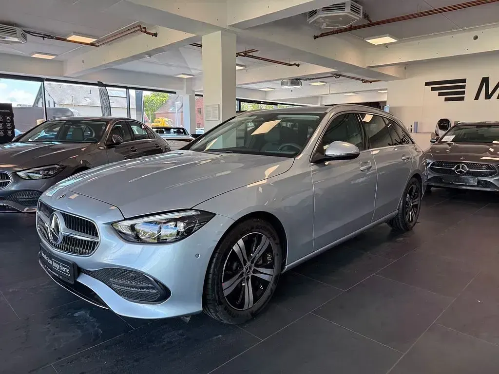 Gebraucht Mercedes C180 Advanced Plus 170 PS (125 kW) 2024 Lack hightechsilber Limousine