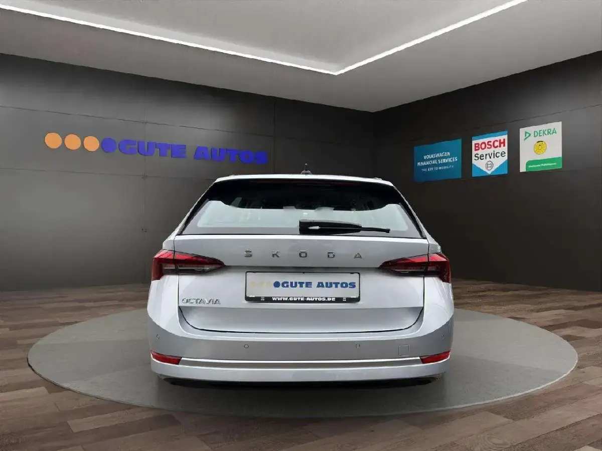 Gebraucht Skoda Octavia 116 PS (85 kW) 2022 Silber Kombi