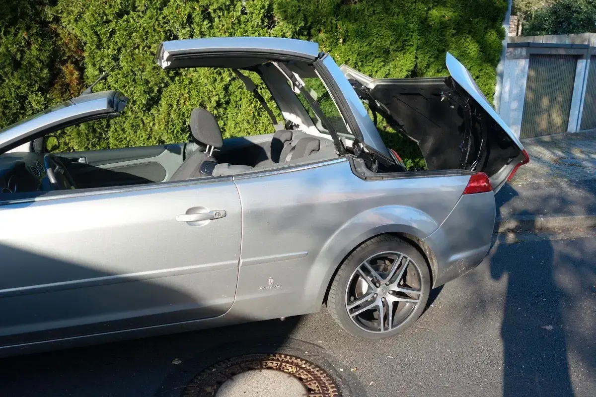 Gebraucht Ford Focus Cabriolet Titanium 136 PS (100 kW) 2008 Beige Cabrio