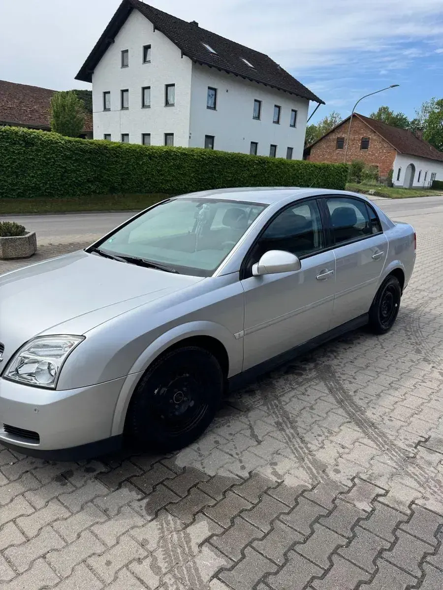 Gebraucht Opel Vectra 122 PS (89 kW) 2004 Silber Limousine