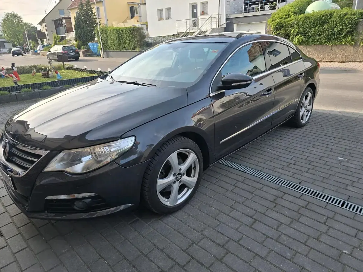Gebraucht VW Passat 140 PS (102 kW) 2011 Braun Limousine
