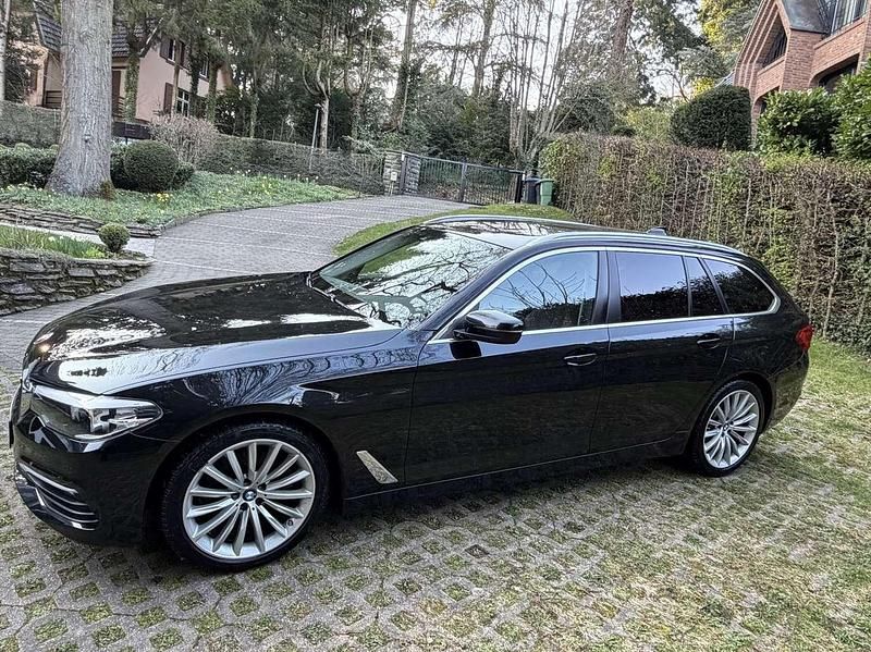 Gebraucht BMW 520 190 PS (139 kW) 2019 Schwarz Kombi
