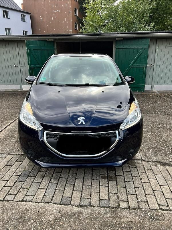 Gebraucht Peugeot 208 Access 68 PS (50 kW) 2014 Kleinwagen