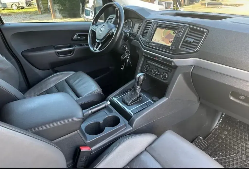 Gebraucht VW Amarok Highline 224 PS (164 kW) 2017 Grau Pickup