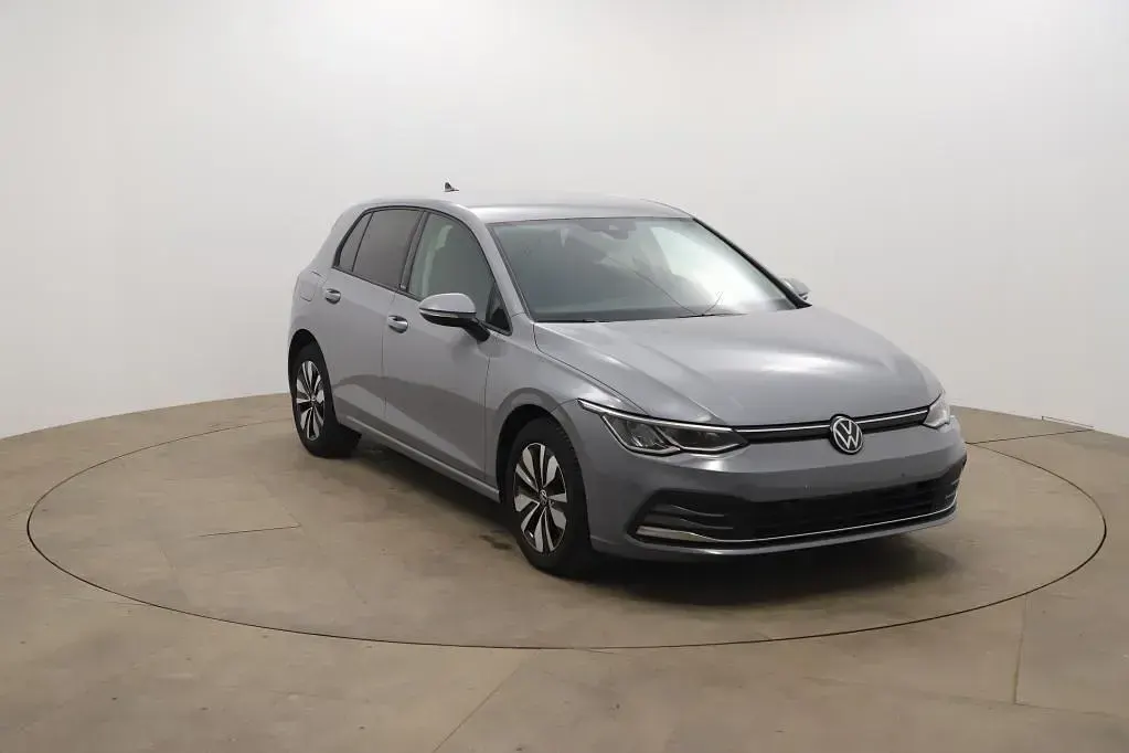 Gebraucht VW Golf VIII Move 110 PS (80 kW) 2024 Grau Limousine