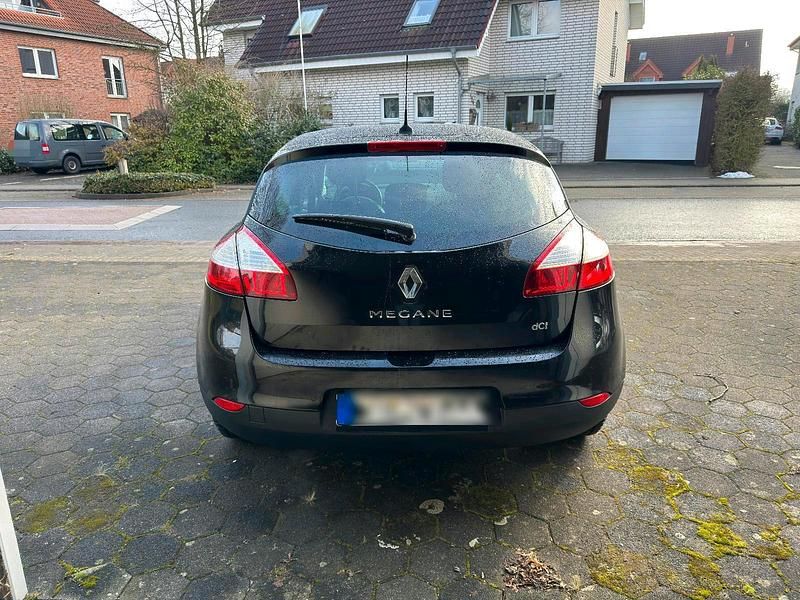 Gebraucht Renault Mégane 130 PS (95 kW) 2011 Schwarz Limousine