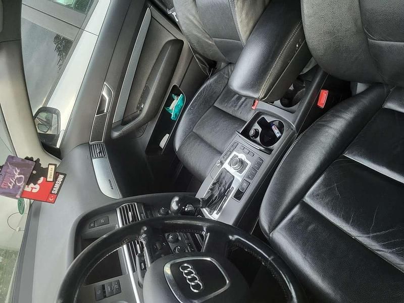 Blau Gebraucht 2005 Audi A6 Kombi | 1.449 € (Superpreis) - Bild 1/4