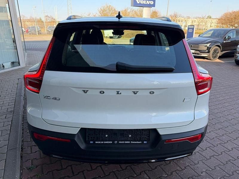 Gebraucht Volvo XC40 Ultimate 169 kW (231 PS) 2023 Weiß SUV