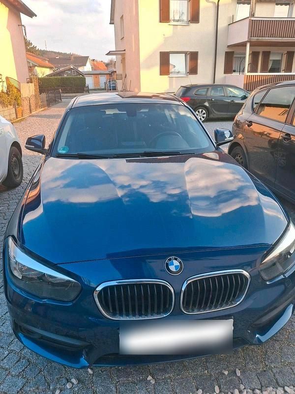 Gebraucht BMW 116 Advantage 116 PS (85 kW) 2017 Blau Kleinwagen