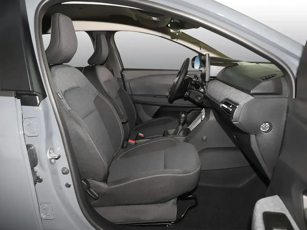 Neu Dacia Sandero Expression 122 PS (89 kW) 2026 Schiefergrau Limousine