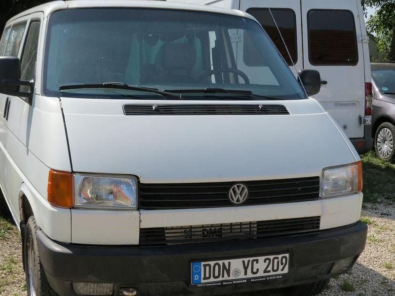 Weiß Gebraucht 1993 VW T4 Van | 1.990 € - Bild 1/4