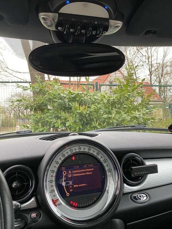 Usata Mini Cooper Cabriolet 122 CV (89 kW) 2013 Nero Cabrio