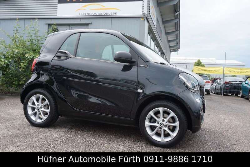 Schwarz Gebraucht 2019 Smart ForTwo Coupé Kleinwagen | 14.444 € (Fairer Preis) - Bild 1/4