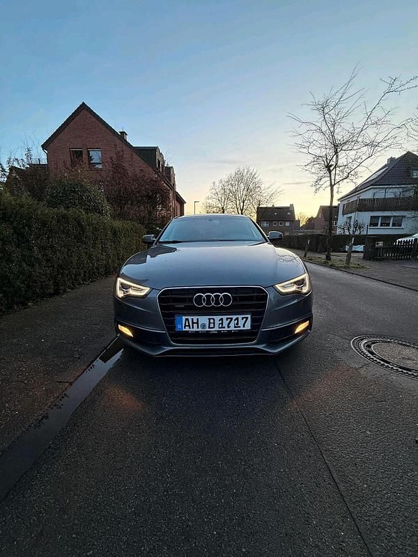 Gebraucht Audi A5 Sportback Comfort 190 PS (139 kW) 2016 Grau Kleinwagen