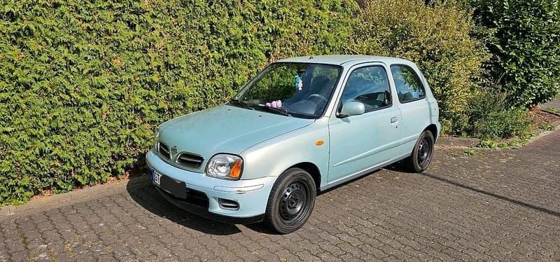 Grün Gebraucht 2001 Nissan Micra Kleinwagen | 750 € (Guter Preis) - Bild 1/4