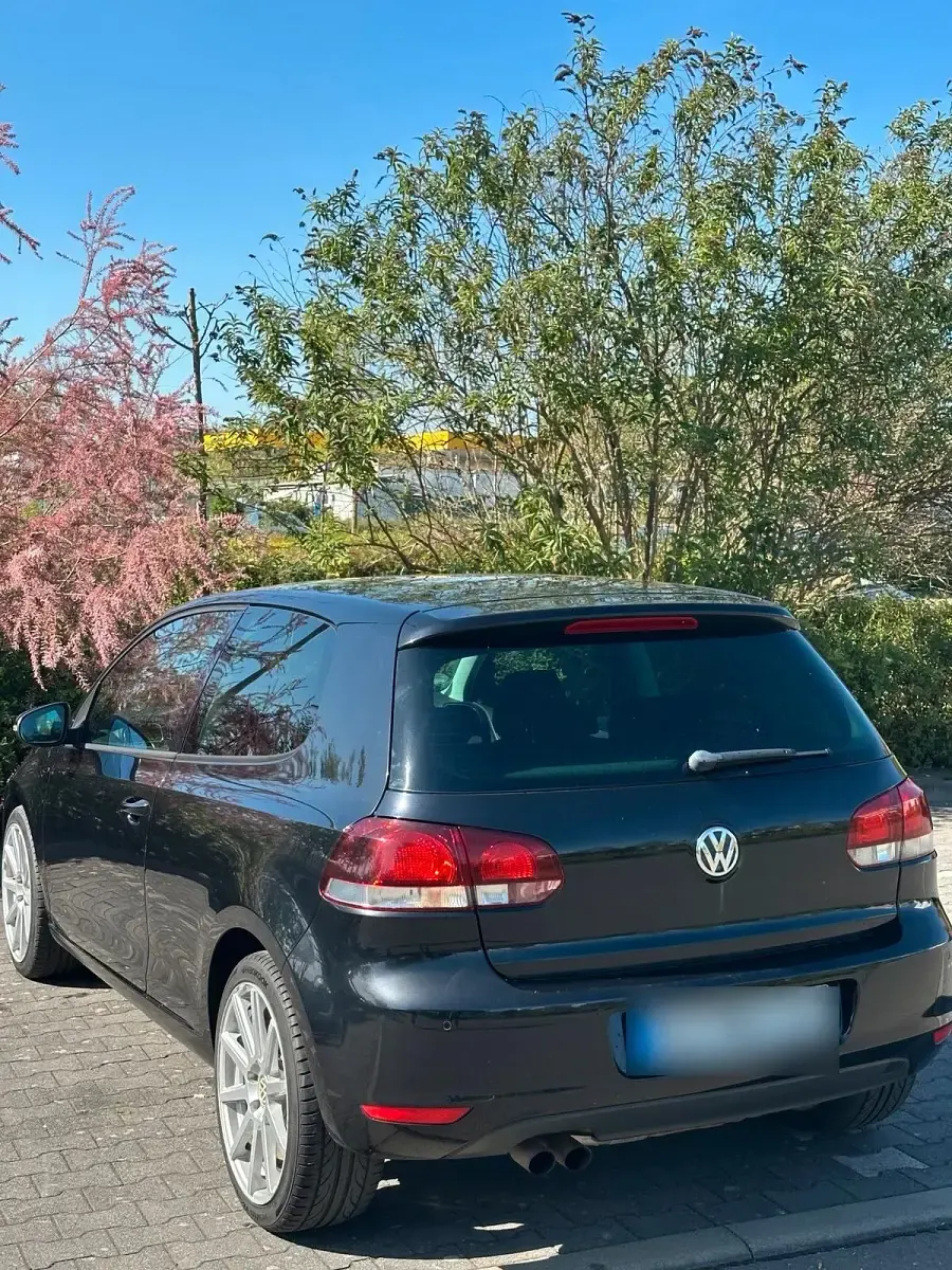Brugt VW Golf VI Highline 122 HK (89 kW) 2009 Sort Hatchback