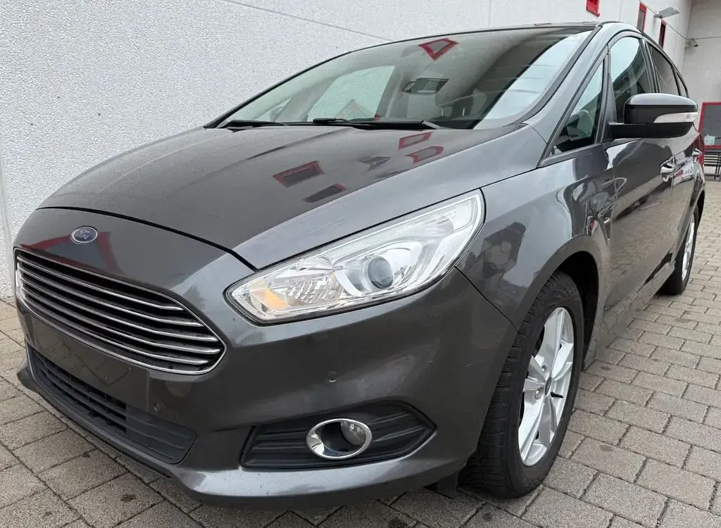 Gebraucht Ford S-MAX S 150 PS (110 kW) 2016 Grau Van / Kleinbus