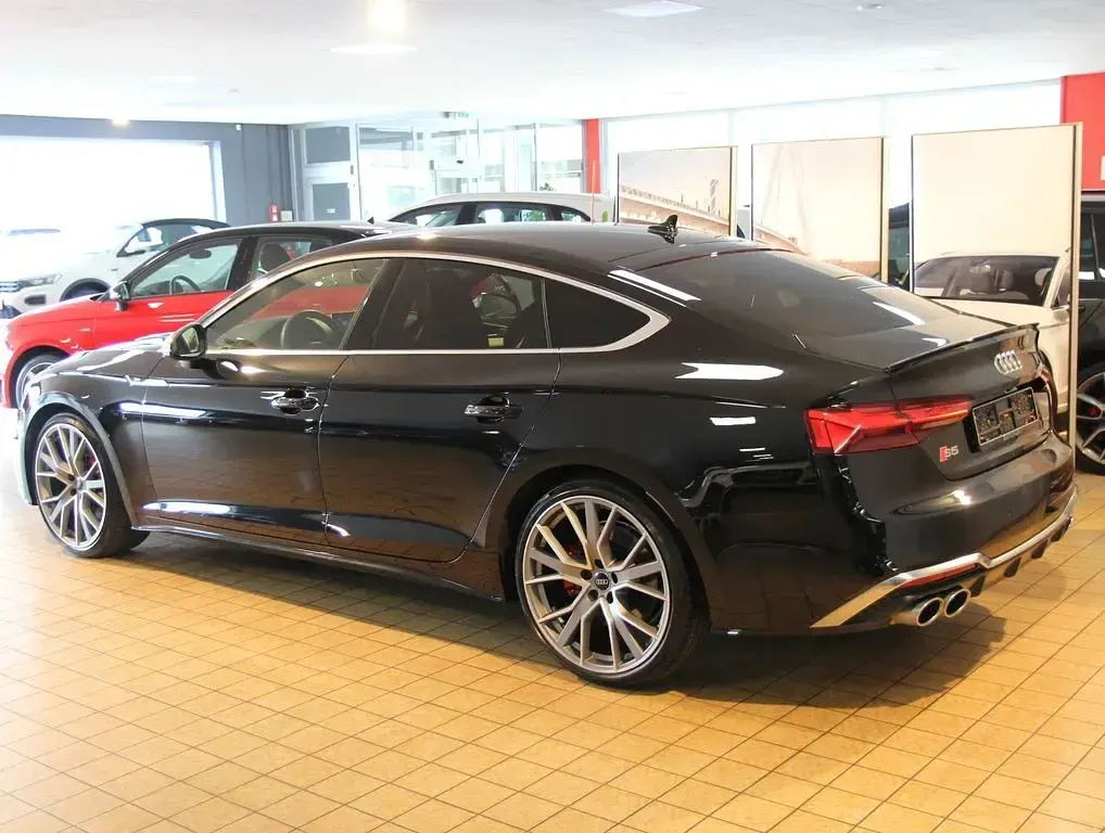 Gebraucht Audi S5 Sportback Sport 347 PS (255 kW) 2020 Mythosschwarz metallic Kleinwagen