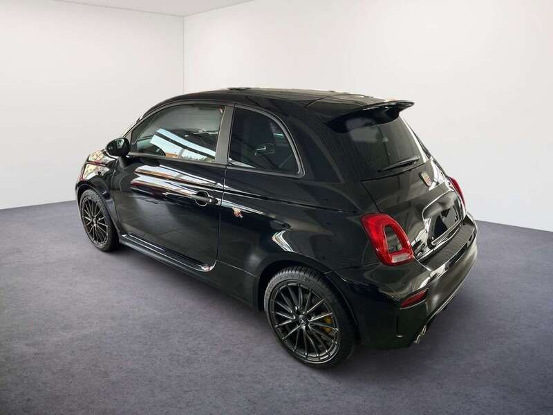Gebraucht Abarth 595 179 PS (131 kW) 2024 Schwarz Kleinwagen