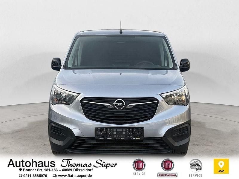 Gebraucht Opel Combo 102 PS (75 kW) 2023 Grau Limousine