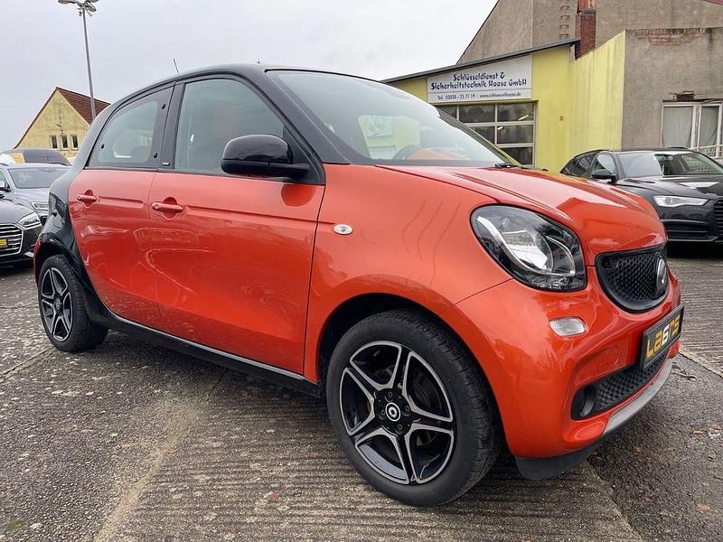Gebraucht Smart ForFour Passion 71 PS (52 kW) 2015 Unbekannt (metallic) Kleinwagen