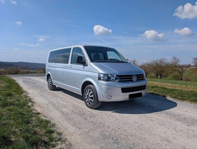 Gebraucht VW T5 131 PS (96 kW) 2009 Reflexsilber metallic Van