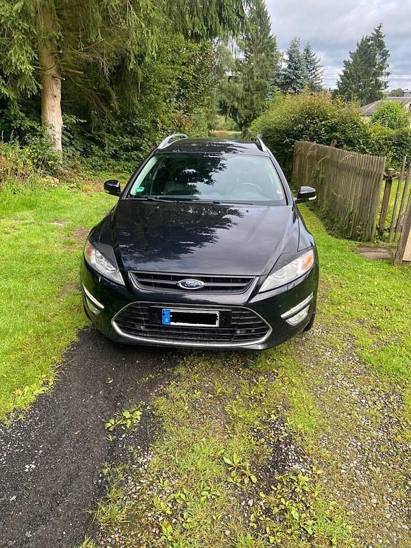 Schwarz Gebraucht 2011 Ford Mondeo Titanium Kombi | 2.900 € (Superpreis) - Bild 1/4
