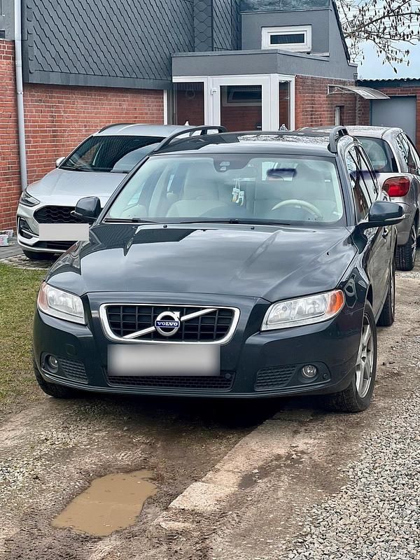 Gebraucht Volvo V70 163 PS (119 kW) 2012 Kombi