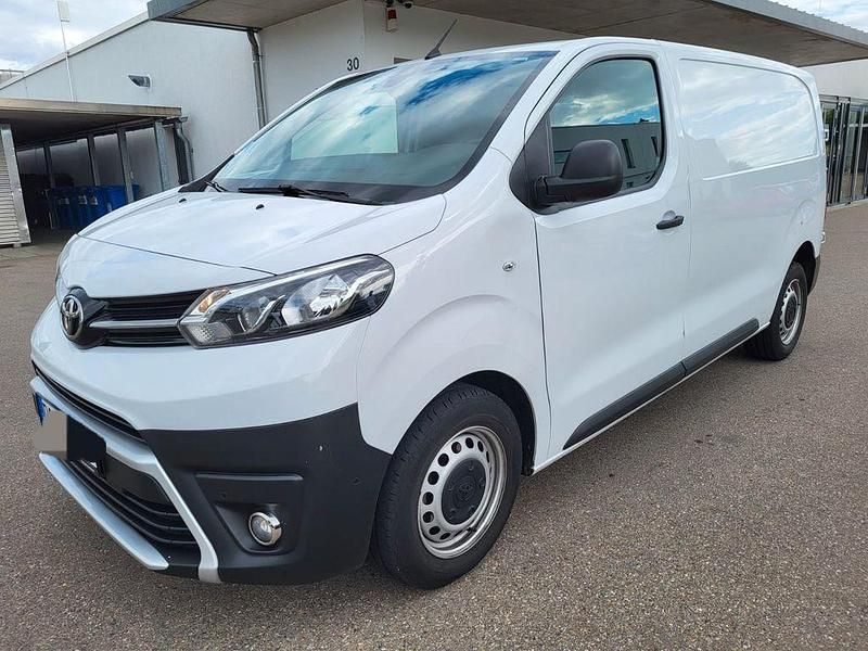 Gebraucht Toyota Proace 144 PS (105 kW) 2023 Weiß Van / Kleinbus