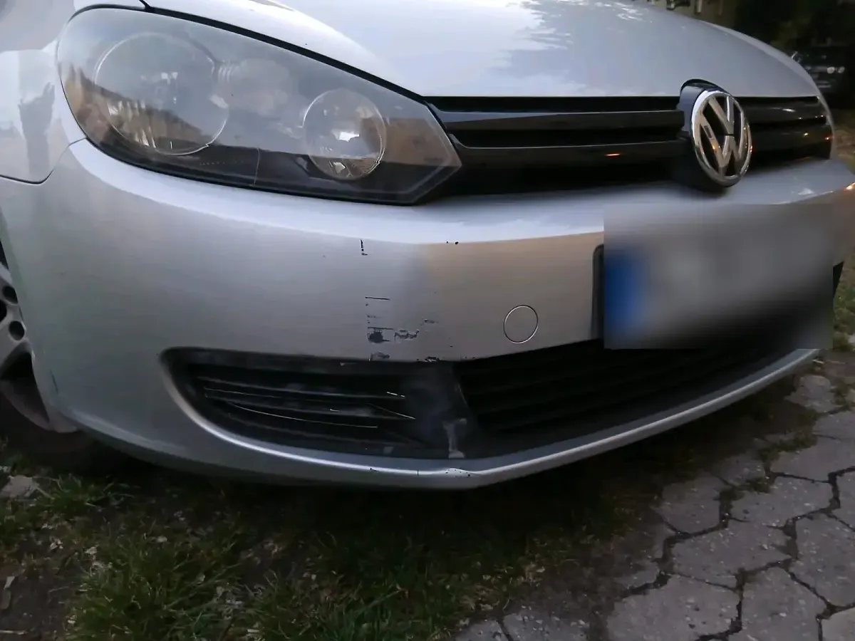 Second-hand VW Golf VI 105 CP (77 kW) 2011 Argintiu Hatchback