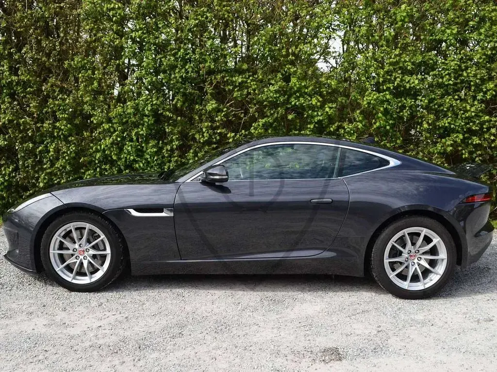 Gebraucht Jaguar F-Type 300 PS (220 kW) 2018 Grau Coupé