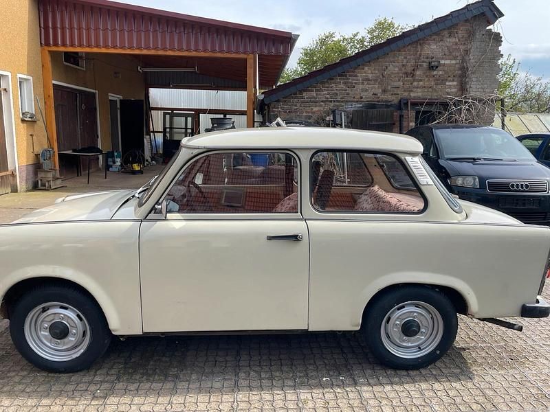 Gebraucht 1988 Trabant 601 Limousine | 3.500 € - Bild 1/4
