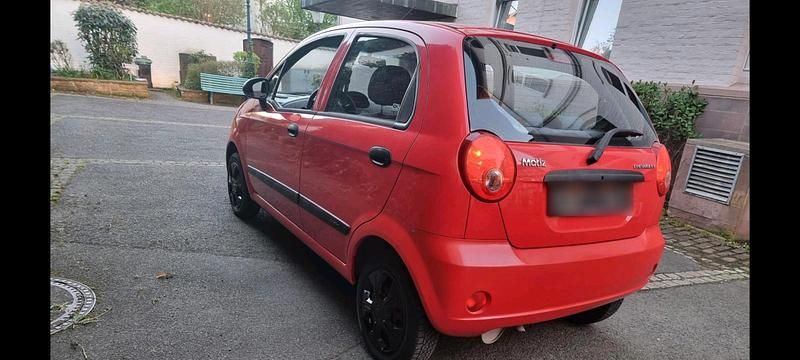 Gebraucht Chevrolet Matiz 53 PS (38 kW) 2010 Rot Kleinwagen