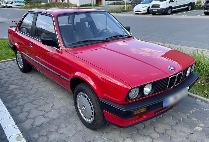 Gebraucht BMW 316 99 PS (72 kW) 1988 Rot Limousine