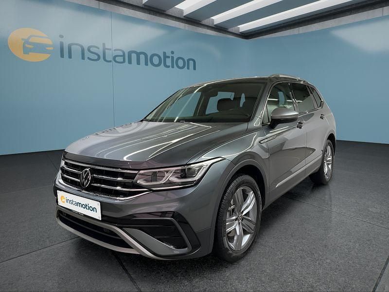 Gebraucht VW Tiguan 193 PS (141 kW) 2024 Grau SUV