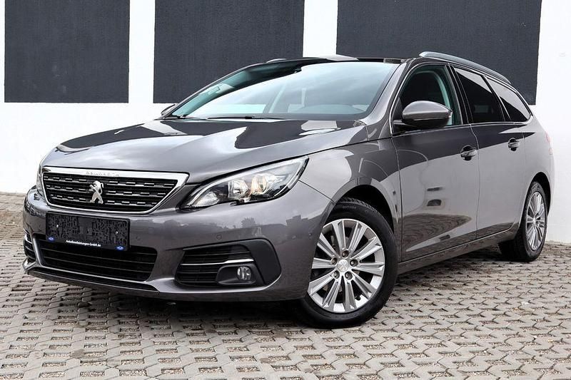 Grau Gebraucht 2021 Peugeot 308 Allure Kombi | 12.800 € (Guter Preis) - Bild 1/4
