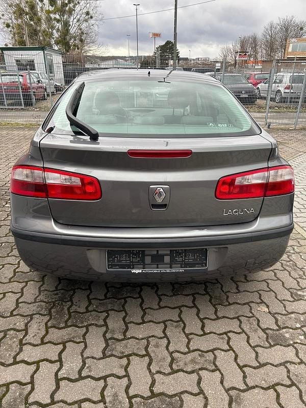 Gebraucht Renault Laguna III 135 PS (99 kW) 2008 Grau Limousine
