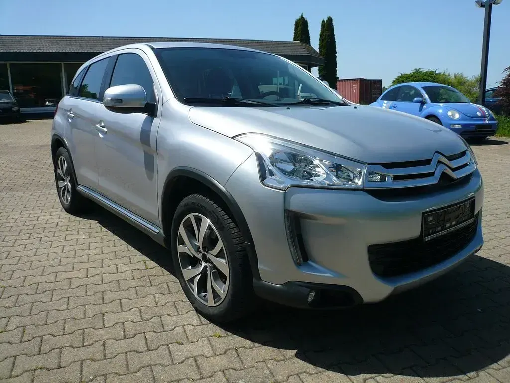 Gebraucht Citroën C4 Tendance 114 PS (83 kW) 2015 Grau Van / Kleinbus