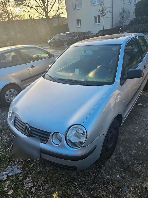 Gebraucht VW Polo 54 PS (39 kW) 2003 Silber Kleinwagen