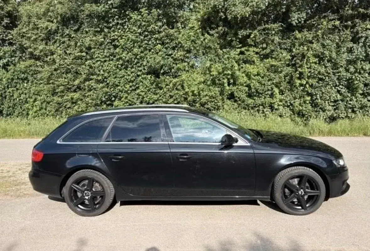 Gebraucht Audi A4 143 PS (105 kW) 2011 Schwarz Kombi