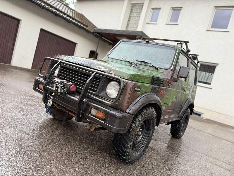 Grün Gebraucht 1988 Suzuki Samurai SUV | 2.999 € - Bild 1/4