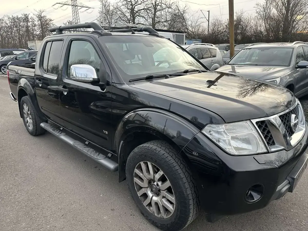 Gebraucht Nissan Navara 231 PS (169 kW) 2012 Schwarz Pickup