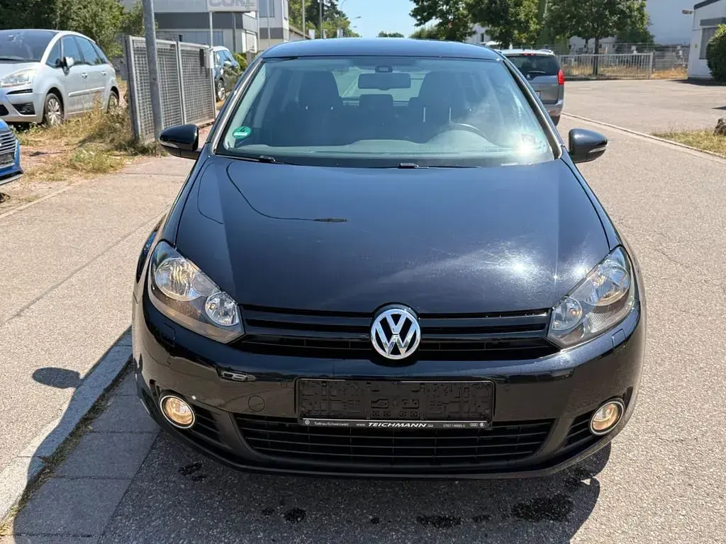 Gebraucht VW Golf VII Match 105 PS (77 kW) 2012 Schwarz Limousine