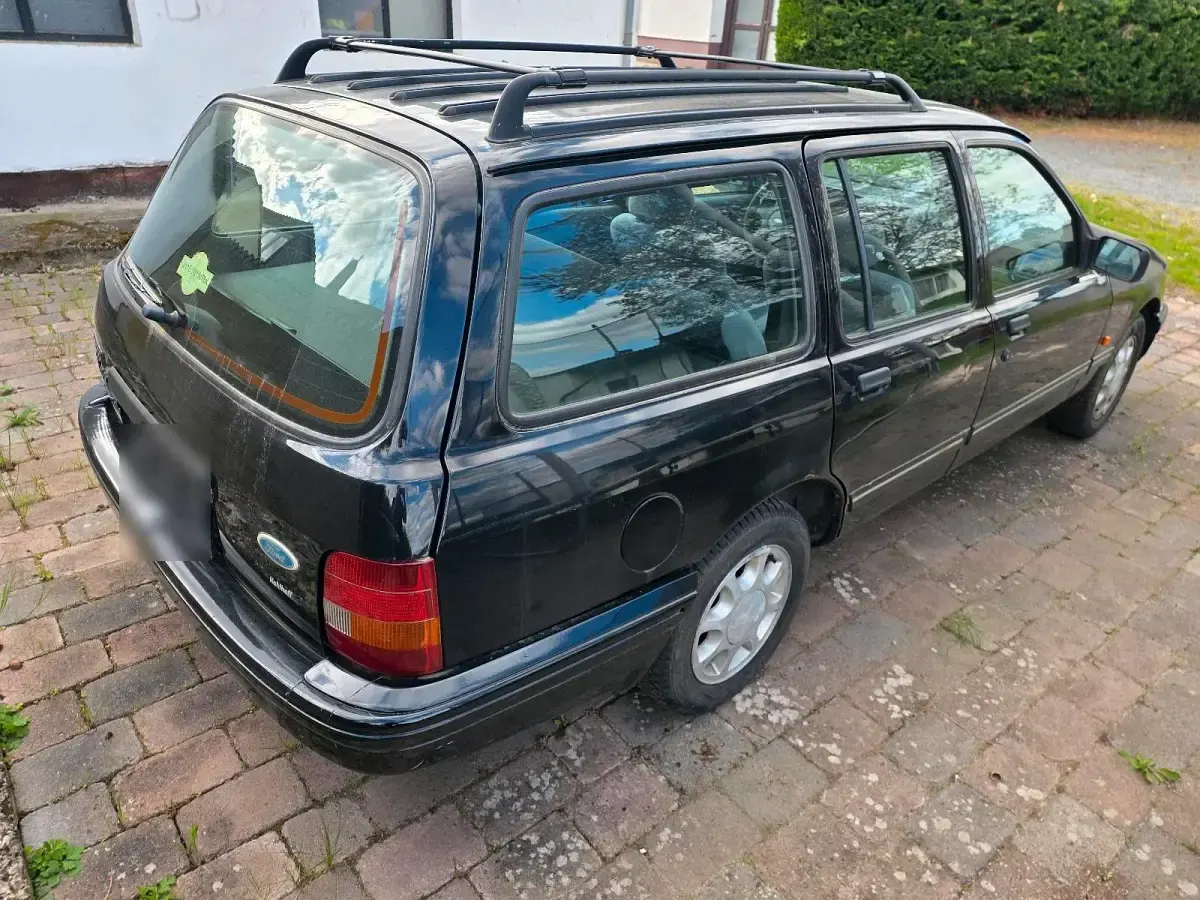 Gebraucht Ford Sierra 87 PS (63 kW) 1993 Schwarz Kombi