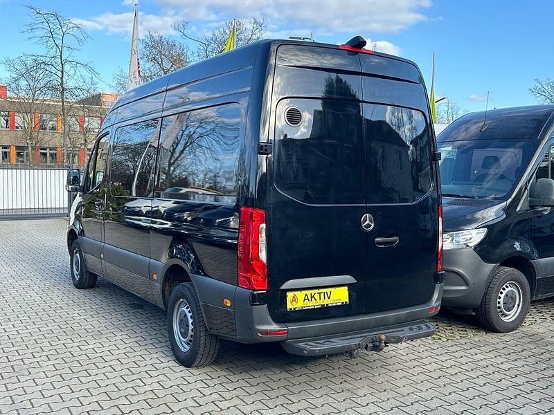 Gebraucht Mercedes Sprinter 170 PS (125 kW) 2021 Schwarz Van