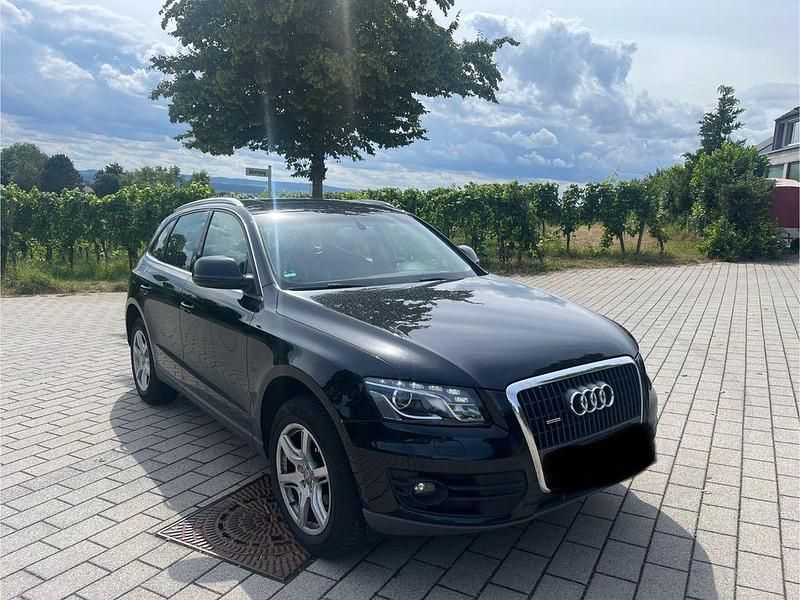Schwarz Gebraucht 2010 Audi Q5 SUV | 12.000 € (Guter Preis) - Bild 1/4