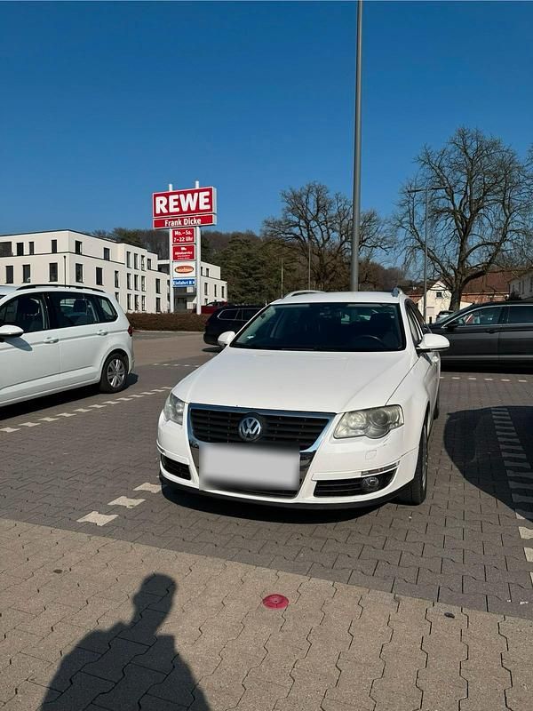 Gebraucht VW Passat 140 PS (102 kW) 2010 Weiß Kombi