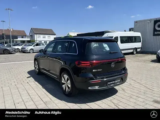 Gebraucht Mercedes EQB250+ Progressive 150 kW (204 PS) 2025 Lack kosmosschwarz SUV